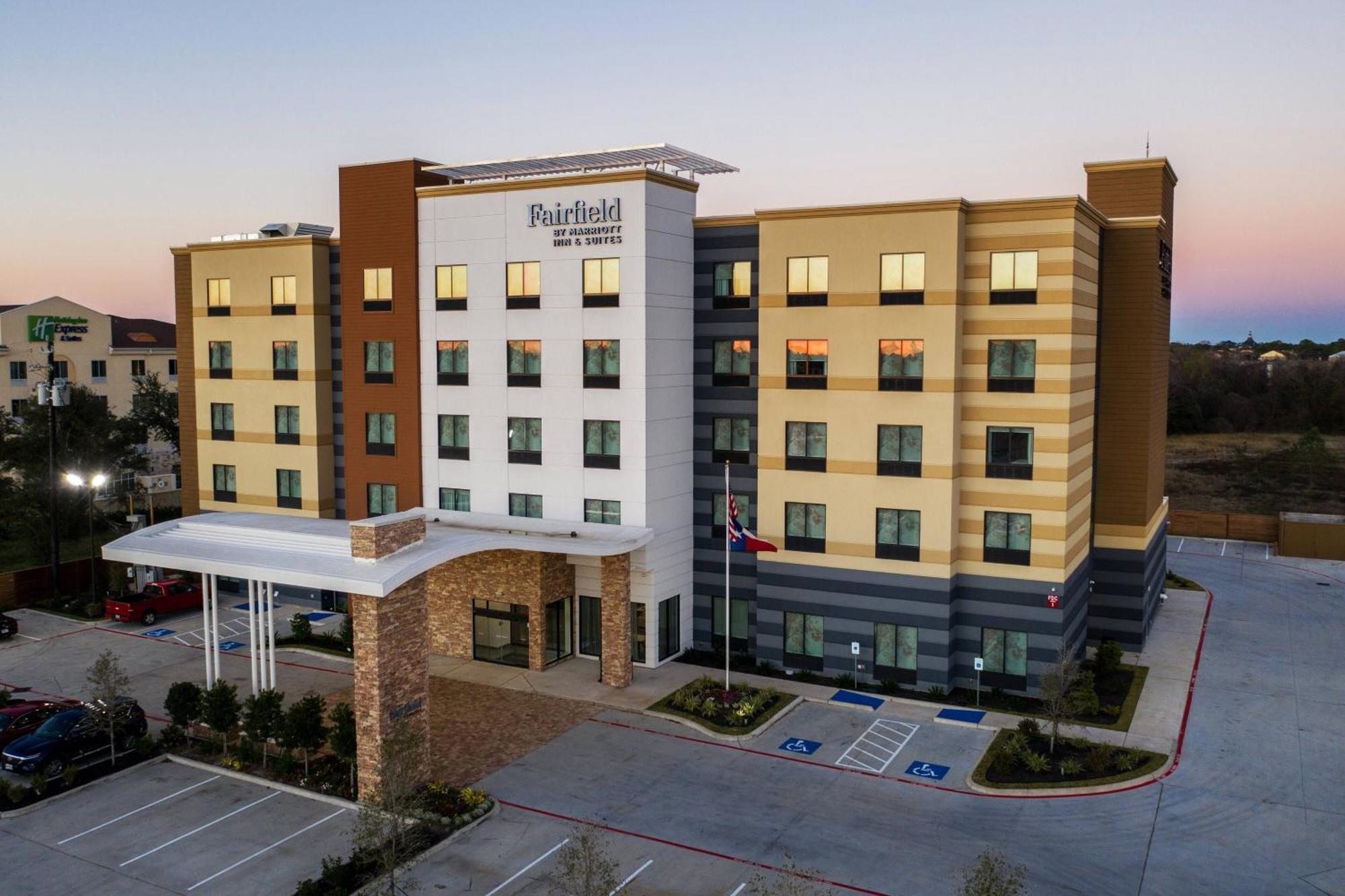 Fairfield Inn And Suites By Marriott Houston Brookhollow Exteriér fotografie