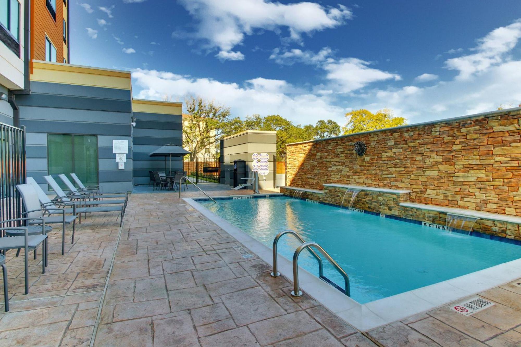 Fairfield Inn And Suites By Marriott Houston Brookhollow Exteriér fotografie